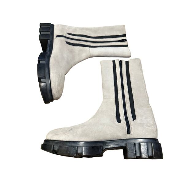 Free People Brooks Lug Sole Chelsea Boot Grey Suede Sz. 41 (US 11) - Picture 2 of 11